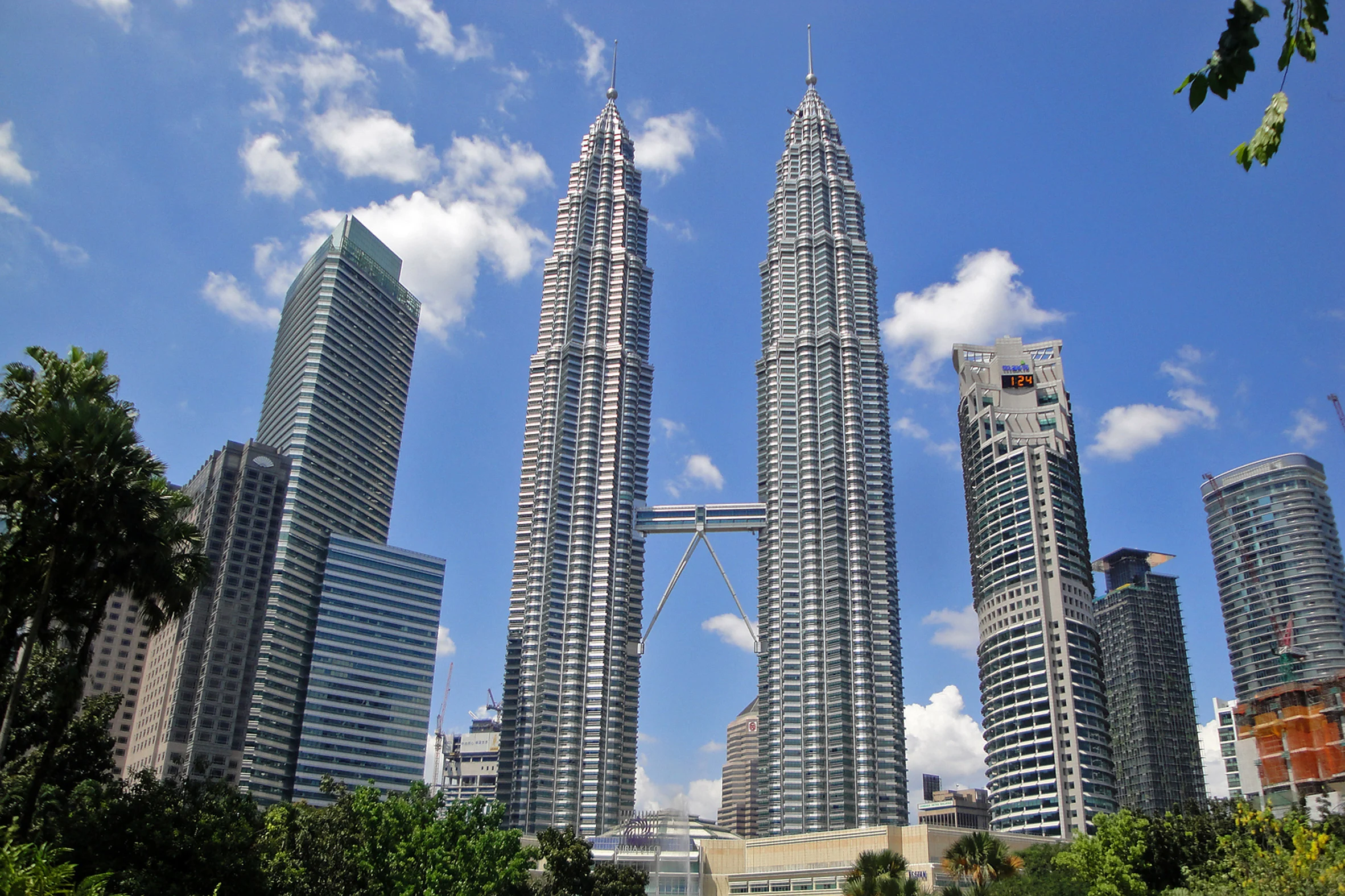 Petronas Towers The World s Tallest Twin Towers By C sar Pelli Archute Petronas Towers The World s Tallest Twin Towers By C sar Pelli Archute