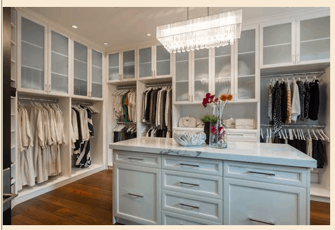 Built-in Open Shelves 