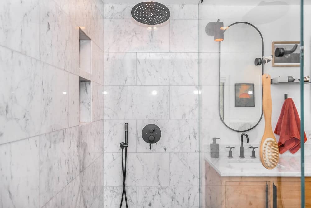 how to clean a shower head