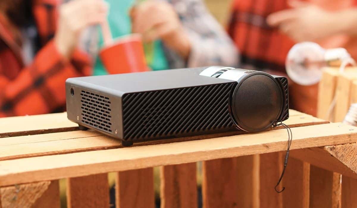 best projector under 500