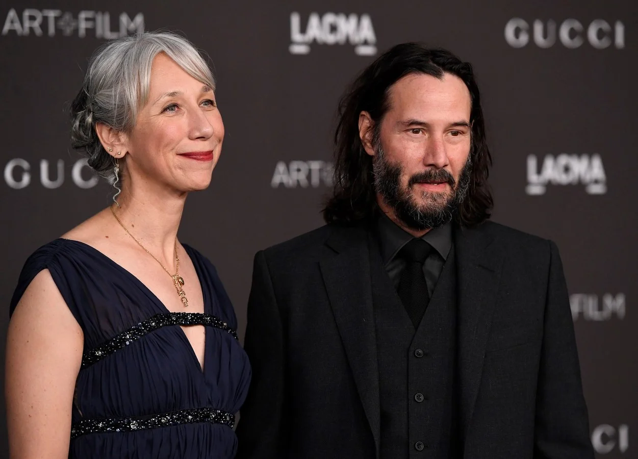 Sneak Peek into Keanu Reeves’ House In Hollywood and Hawaii Archute