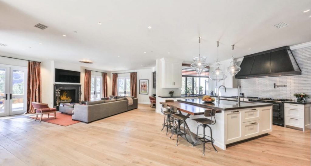 Where Does Justin Bieber Live? An Eye to His Lavish Homes Archute