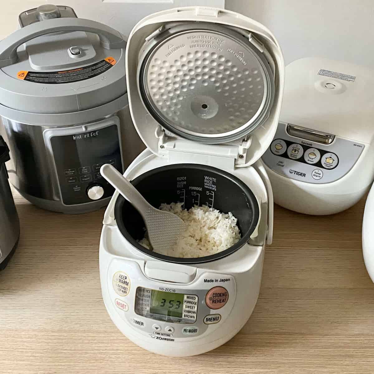 Best Asian Rice Cooker for Delicious and Fluffy Rice - Archute