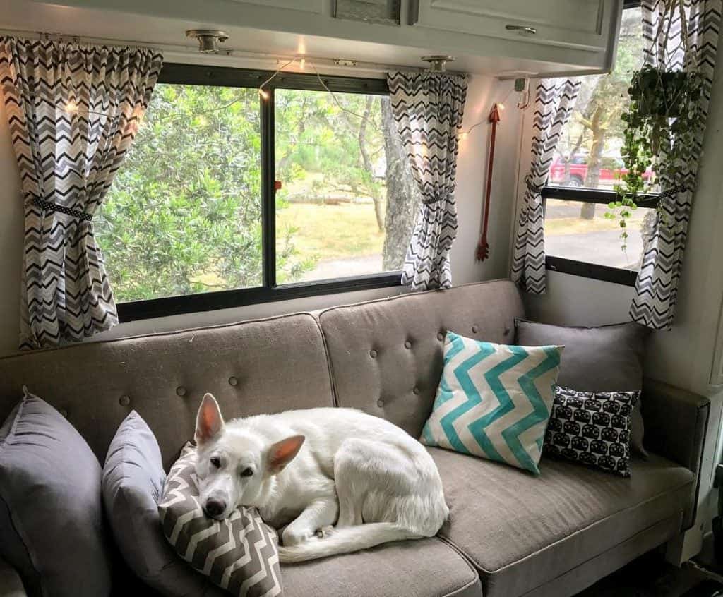 remodel a travel trailer