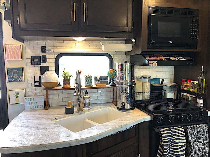 remodel a travel trailer