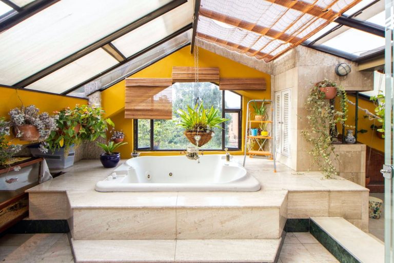 Jacuzzi Bath Remodel Tips, Ideas, & Makeover Cost - Archute