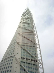 Turning-Torso-Malmo-10