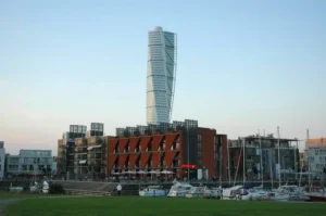 Turning-Torso-Malmo-13