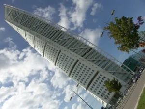 Turning-Torso-Malmo-2
