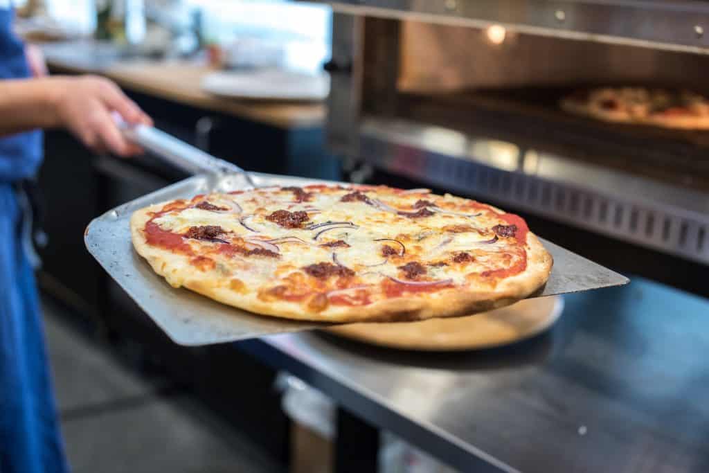 5 Best Pizza Peels For Perfect Homemade Pizza